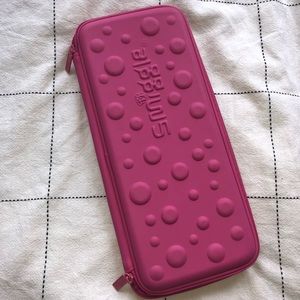Smiggle pop out bubble pencil case